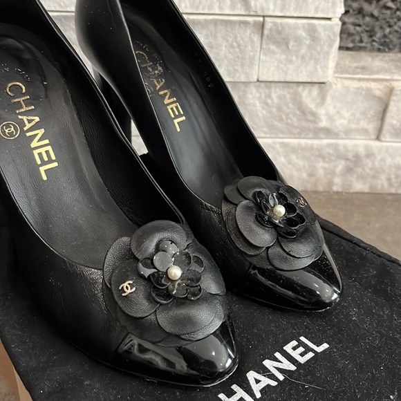Lambskin Patent Calfskin Cap Toe Chanel Camelia Pumps 36 Black - Picture 5 of 6